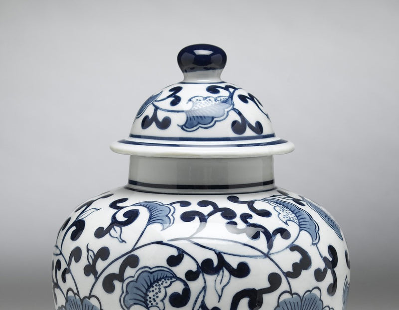 AA Importing 59726 Blue And White Ceramic Ginger Jar With Lid Image 3