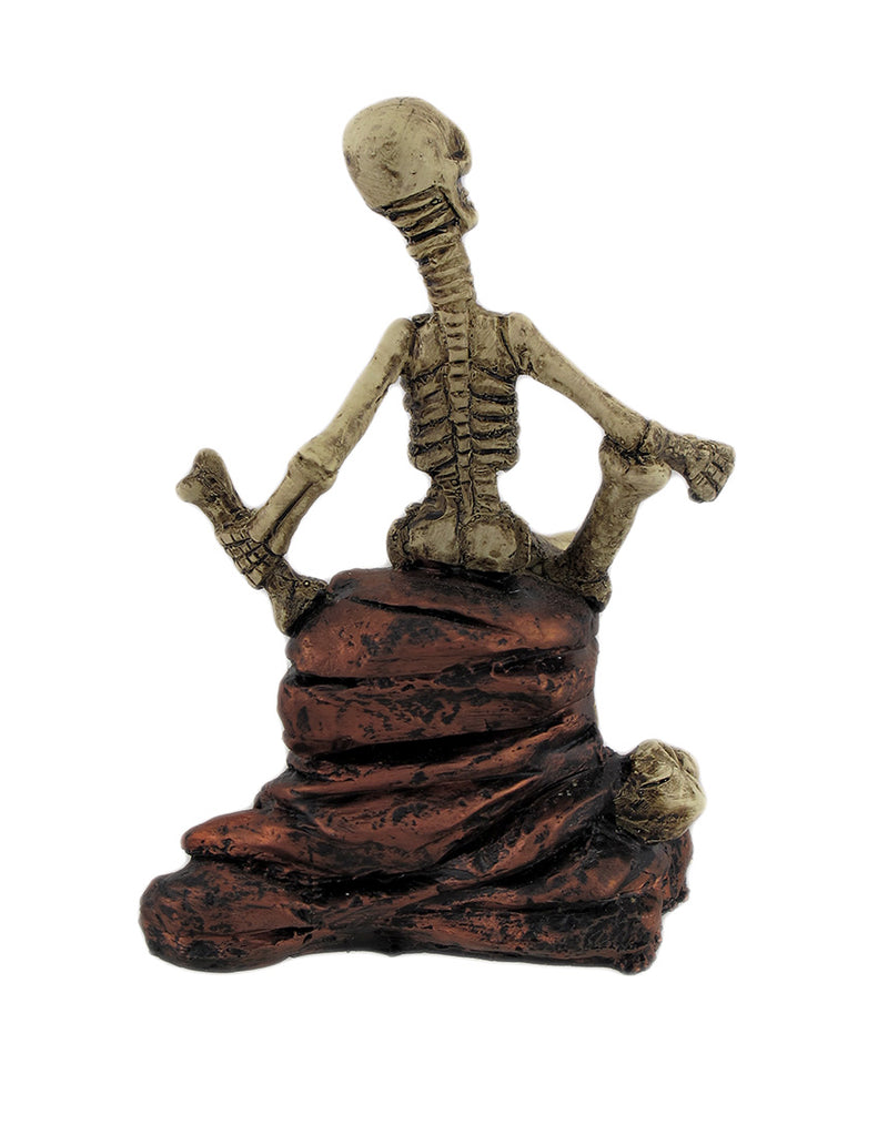 Creepy Skeleton Sitting On Rocks Statue Figure Image 3
