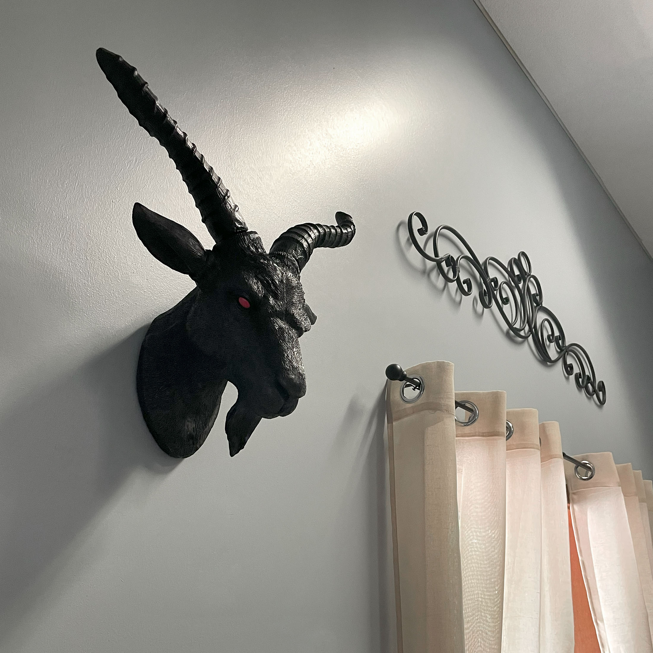 Black Baphomet Lucifer Supernatural Goat Head Sabbath — Zeckos