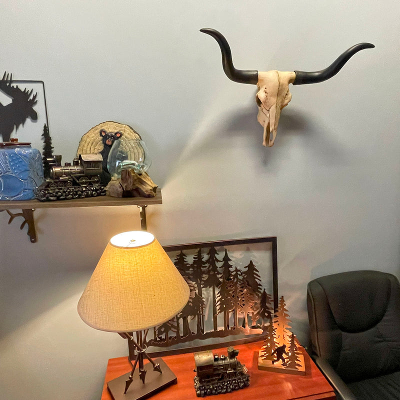 Huge 27.5-Inch Wide Long Horn Steer Skull Resin Wall Hanging for Western Themed Bedrooms and Living Rooms - Simple