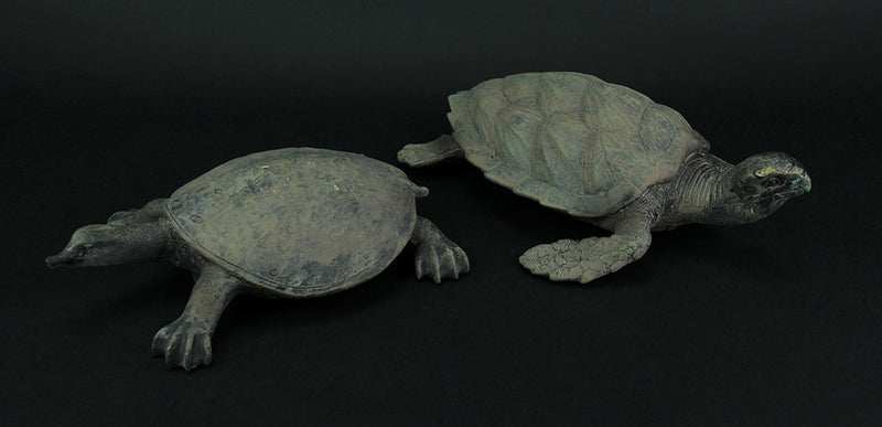Hawksbill and Soft Shell Sea Turtle 2 Piece Statue Set Image 2