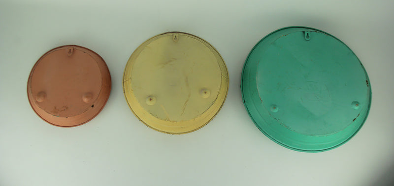 Green Yellow Orange Vintage Metal Round Wall Pockets Set of 3 Image 3