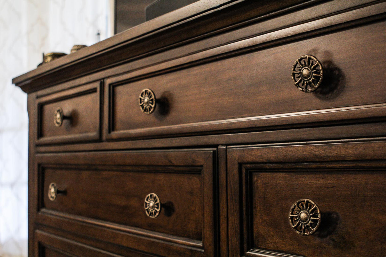 Set of 6 Antique Finish Golden Sun Cast Iron Drawer Pulls Decorative Cabinet Knob Home Decor Image 5