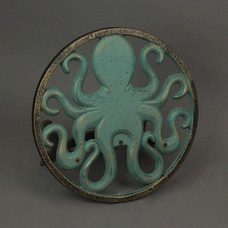 Green - Image 4 - Zeckos Verdigris Octopus Garden Hose Hanger - Cast Iron Decorative Wall-Mounted Holder - 12-Inch Diameter -