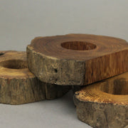 Rustic Elegance - Set of 8 Handcrafted Natural Acacia Wood Slice Napkin Rings - Unique Table Decor for a Charming Dining