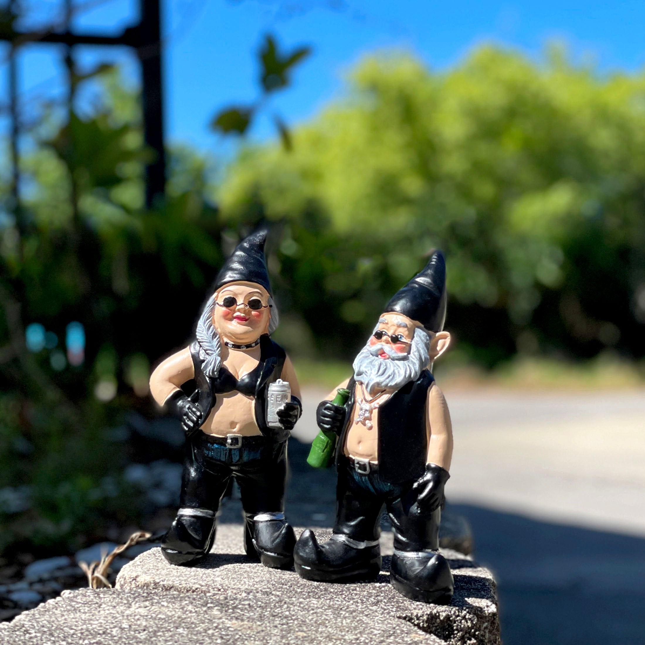 gnome セット Thirsty Biker Garden Gnomes with Beers, 7.5 Inch, Set of 2 — Zeckos