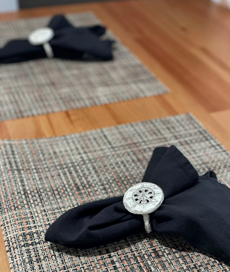 White - Image 5 - Set of 6 Elegant White Cast Iron Nautical Compass Rose Napkin Rings - Decorative Coastal Accents for Formal