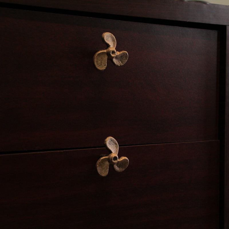 Set of 6 Antique Gold Boat Propeller Drawer Pulls - Coastal Cast Iron Cabinet Knobs with Nautical Charm - 1.75 Inch Diameter,
