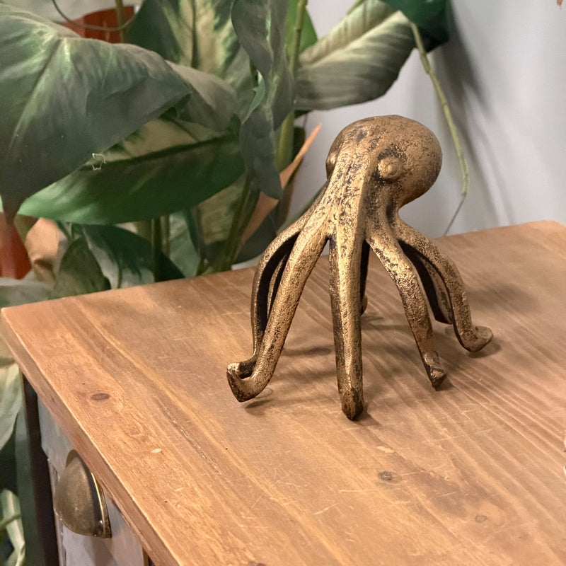 Octopus Statue, Bookend, 6.25 Inch Antique Gold Cast Iron Image 4