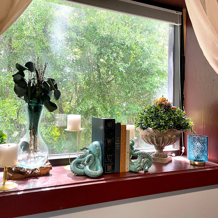 Aqua Green Octopus Bookends Set of 2 – Coastal Nautical Polyresin Wall Decor for Bookshelves, Office, Bedroom, Living Room,