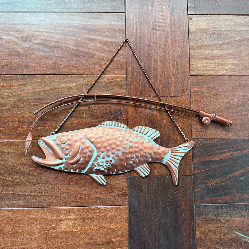 Zeckos Largemouth Bass Metal Wall Hanging, Rustic Copper Verdigris Fish Wall Sculpture with Rod and Lure, 15 Inch Long Lodge