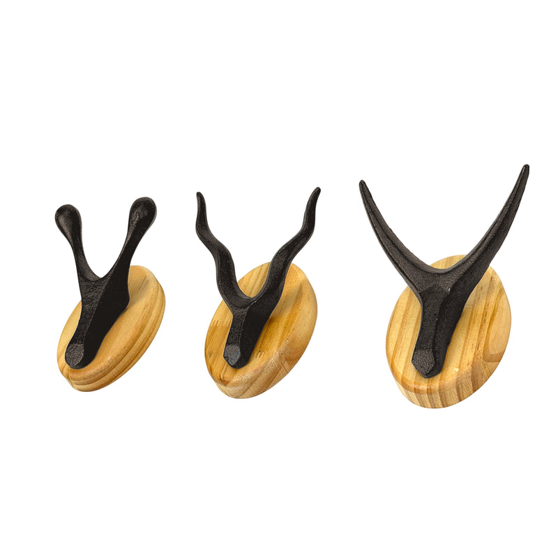 Zeckos Set of 3 Cast Iron Antler Wall Hooks, 3.75 Inch Tall, Wood-Backed Image 9