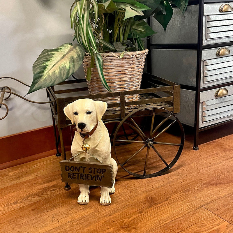 Labrador Retriever Garden Statue with Reversible Welcome Sign, Resin Dog Figurine, Hand-Painted Lab Decor for Lawn, Porch, or