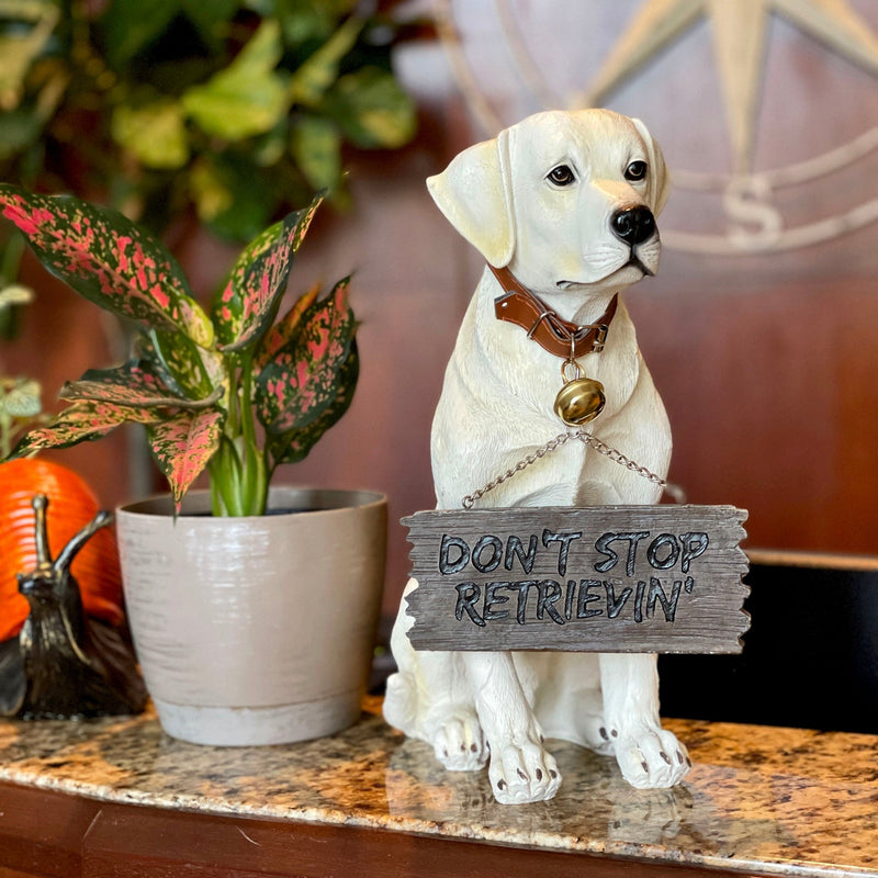 Labrador Retriever Garden Statue with Reversible Welcome Sign, Resin Dog Figurine, Hand-Painted Lab Decor for Lawn, Porch, or