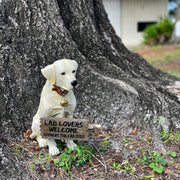 Labrador Retriever Garden Statue with Reversible Welcome Sign, Resin Dog Figurine, Hand-Painted Lab Decor for Lawn, Porch, or