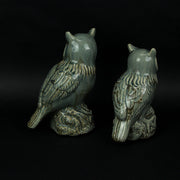 Set of 2 Grey Crackle Finish Ceramic Owl Statues Image 3