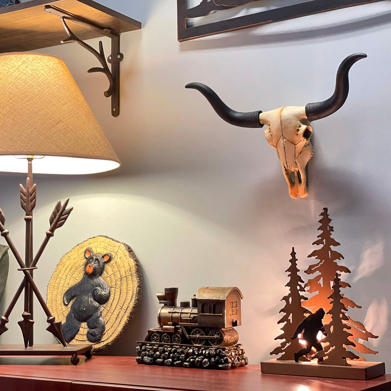 15-Inch Longhorn Steer Skull Resin Home Decor: A Stunning Blend of Decorative Art and Craftsmanship for Your Wall, Desk, or